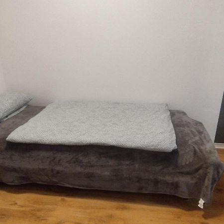 Schoene Sonnige Wohnung Jüchen Esterno foto